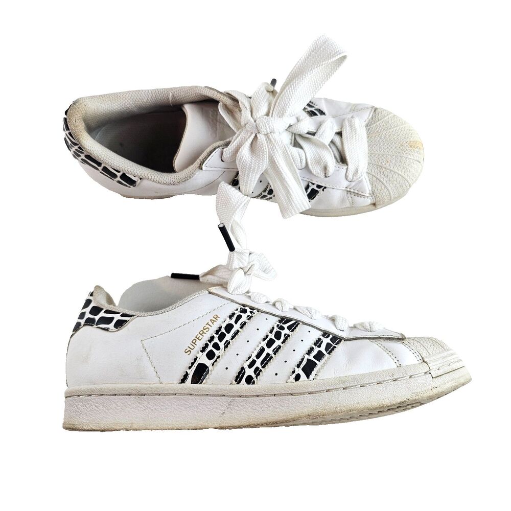adidas Superstar Womens 7.5 White Leopard Animal Print Gold Low Top Sneakers